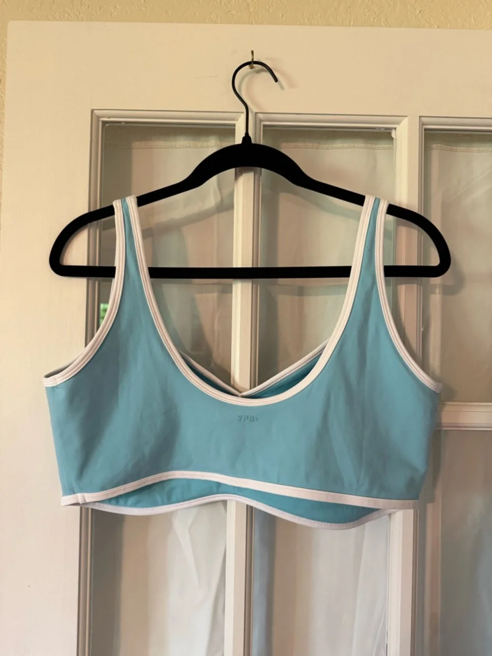 Abercrombie YPB studioFLEX Light Blue Sports Bra White Trim NWOT
